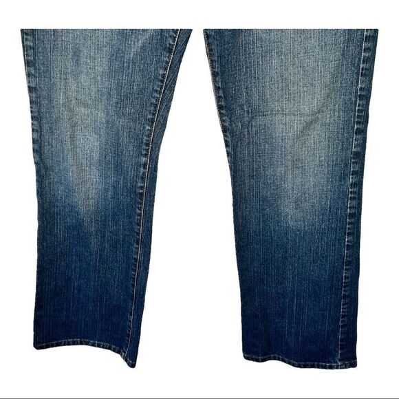 Lucky Brand Rider Fit Relaxed‎ Regular Length Jeans - Picture 3 of 7